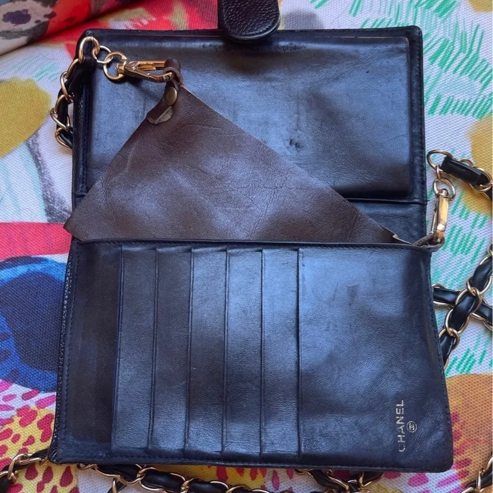 Chanel Caviar WOC - Picture 4 of 6
